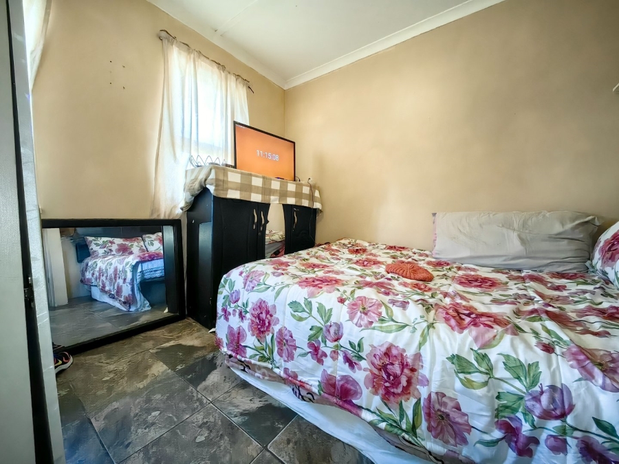 2 Bedroom Property for Sale in Harmony Village Western Cape